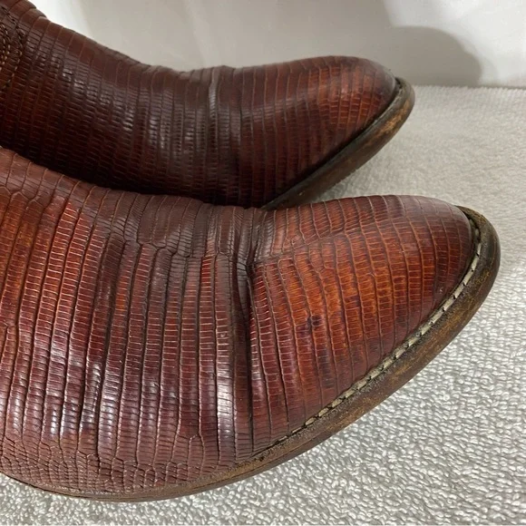 Vintage Leather Western Cowboy Boots With Vibram Soles 8.5